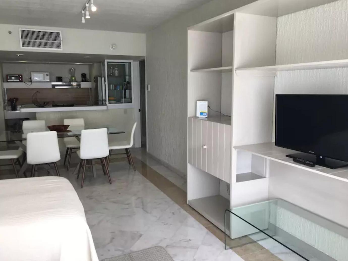 Beachfront Getaway Condo Cancún Szoba fotó